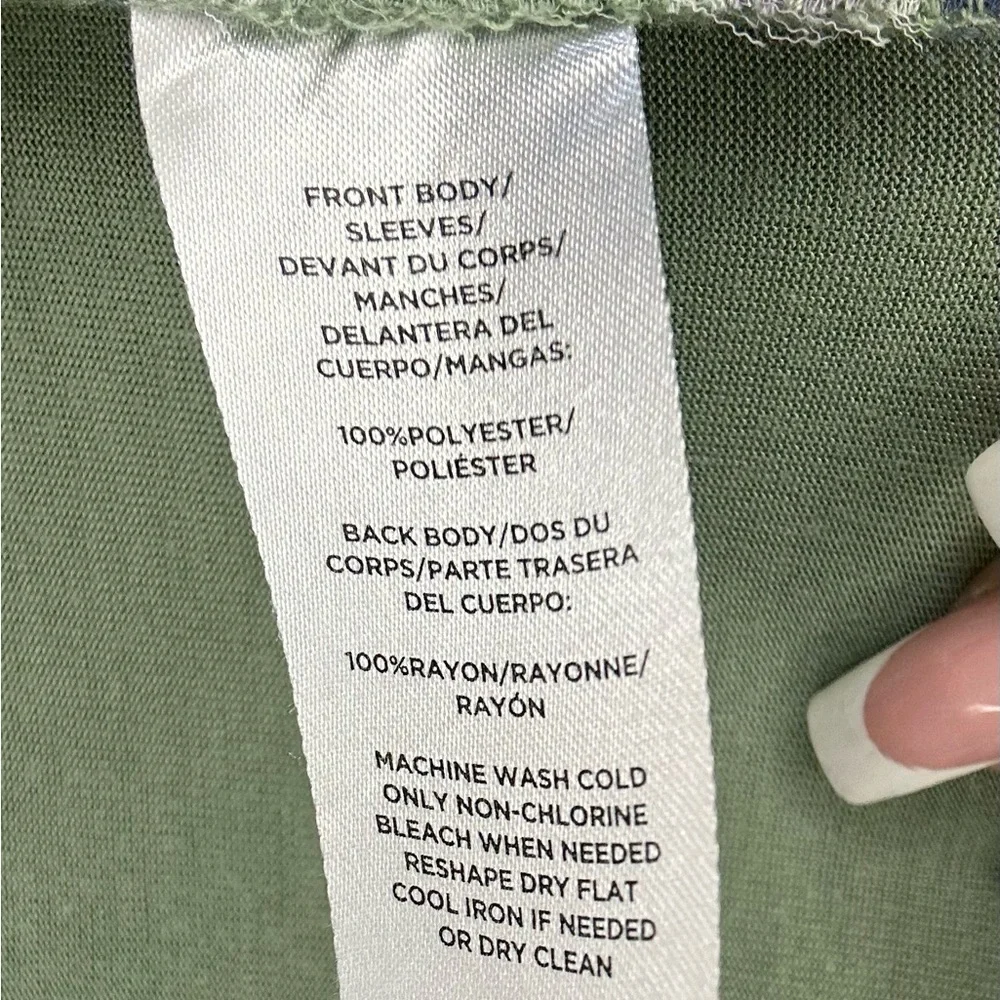 Blouses/flannels/button downs-2 for $15 or 3 for $20 (Mix & Match)